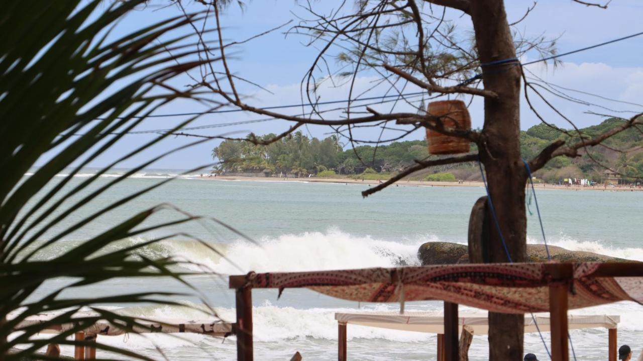 Watermusic Arugam Bay Hotel Ngoại thất bức ảnh